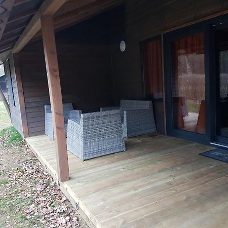 Vakantiepark De Bronzen Eik Sellingen ภายนอก รูปภาพ